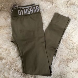 GYMSHARK FIT LEGGINGS - WASHED KHAKI/WHITE